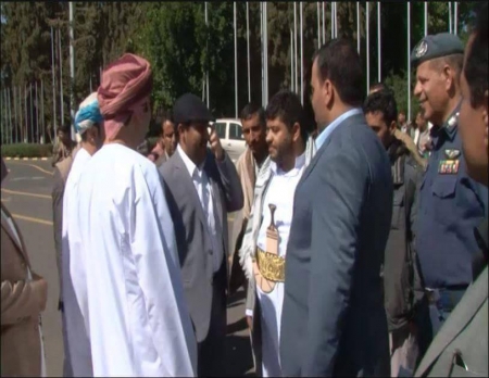 الحكومة اليمنية ترفض الحوار الأمريكي الحوثي في مسقط