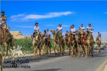 قاهر تستقبل  فرق الهجانه الوافدة من شعب نبي الله هود علية السلام