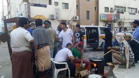 عدن تستقبل رمضان بأصوات المدافع وروائح البارود