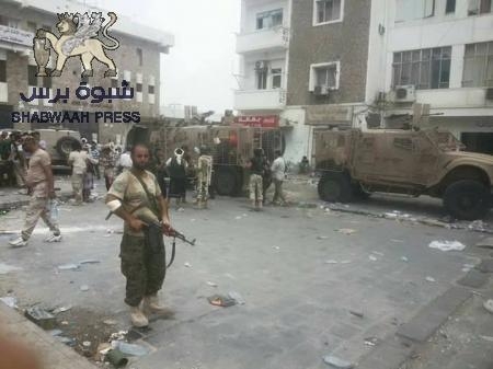 المقاومة الجنوبية تحرر التواهي وتتعامل مع جيوب معادية محدودة