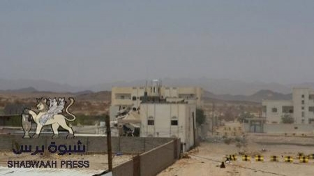 عاجل : طائرات التحالف تستهدف منزل عوض فريد ومعسكر النجدة في عتق (صورة)
