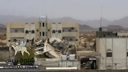 أنباء شبوه تفيد بوجود قتلى تحت أنقاض منزل قائد المحور عوض فريد