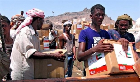 الشيخ خليفه بن زايد رئيس دولة الإمارات يوجه ‘‘بإرسال سفينة إغاثة جديدة إلى عدن‘‘
