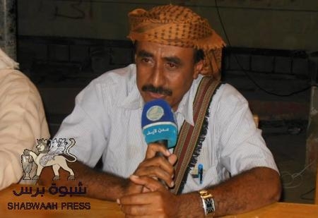 قيادي جريح في مقاومة شبوه يؤيد خطوة دمج المقاومة والجيش الوطني والعودة لحمل السلاح في عتق