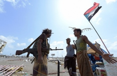 الملف الأمني : مدينة عدن حبيسة الفوضى وغياب الدولة