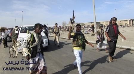 إنسحاب مفاجئ للسلفين والاصلاحيين من جبهات القتال في دمت وقوات الحوثي تتقدم نحو الضالع