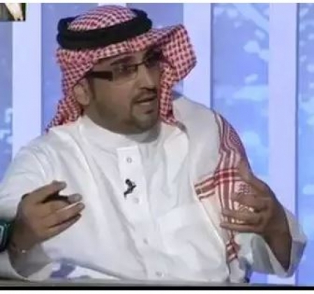 المحلل السياسي آل مرعي يحمل بحاح مسئولية سقوط دمت .. ويقول : عليه العودة الى عدن