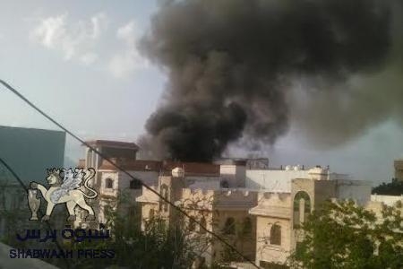 تفاصيل الانفجار والحريق الذي حدث في منصورة عدن صباح اليوم