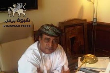 خطوة انسانية للشيخ الصريمة .. توزيع مائة الف دولار لمتضرري تشابالا في شبوة .