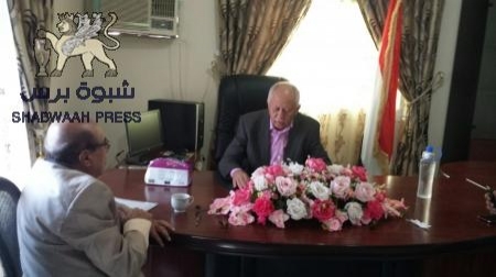 وزير الخارجية يستقبل مدير مكتب منظمة التعاون الإسلامي في اليمن .