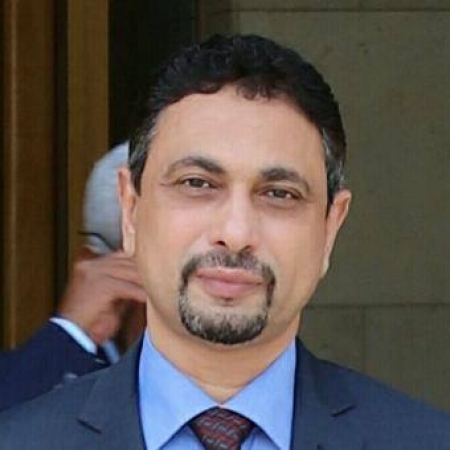 الوزير ‘‘وحي امان لـ(الشرق الأوسط) : وجود الحكومة في عدن يأتي ضمن النشاط الحكومي للوقوف أمام كثير من الملفات