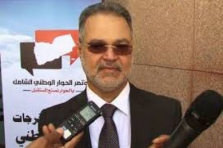 الكشف عن توجهات حكومية لتغيير 4 سفراء وإلغاء كافة قرارات الانقلابيين