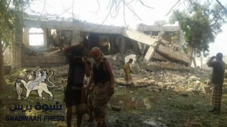 أخبار القاعدة في أبين : نهب منزل عبداللطيف السيد بعد اقتحامه من انصارالشريعة