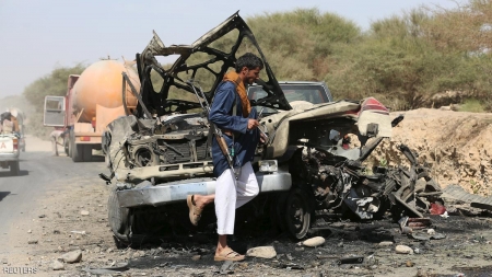اليمن.. التحالف يقصف مواقع المتمردين في الحديدة