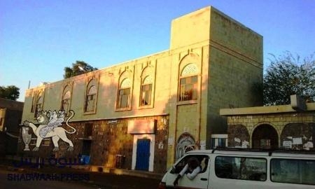 مؤسسة لأجلك يا أبين بجعار يوم الخميس توزيع 300 كسوة للبنات الأيتام في محافظة أبين