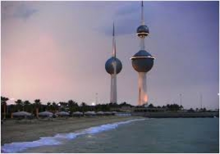 الكويت تستدعي سفيرها من إيران بعد الاعتداء على السفارة السعودية