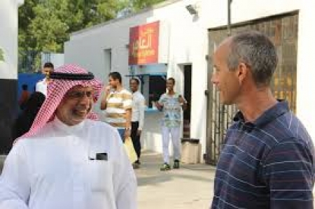 حزب الاصلاح يسخر سكن بقشان لطلاب الجامعة لعملية إستقطاب حزبية