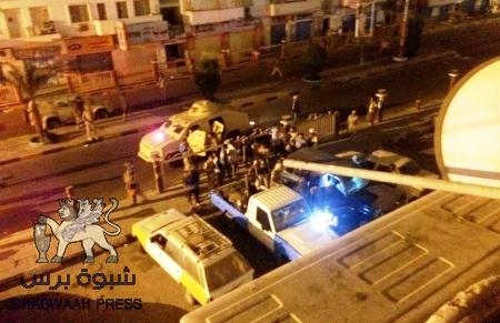 رجال المقاومة الجنوبية يكتشفون سيارة مفخخة في المعلا ويفككون محتوياتها (صور)