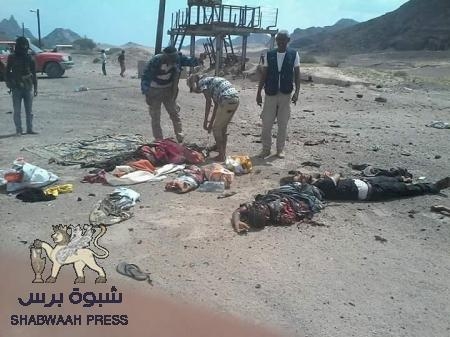 سقوط قتلى وجرحى من مجندين معسكر عباس بعدن نتيجة تفجير إنتحاري