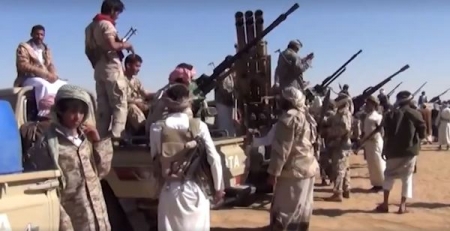 قائد المقاومة في بيحان يدعو الحوثيين لتسليم السلاح وخرائط الألغام والمغادرة