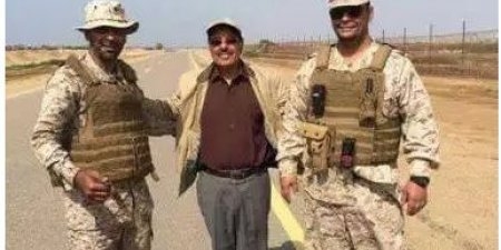 سفير يمني سابق ينصح اللواء الأحمر بالبحث عن السلام