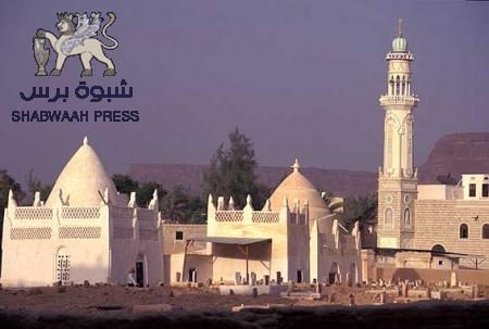 المحافظ بن بريك يرفض تقسيم حضرموت ومقترحات الوكيل بالتغييرات