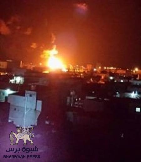 عاجل : غارات جوية على مواقع عسكرية في المكلا ومدينة الشحر