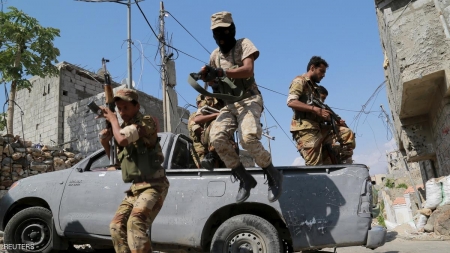 المقاومة الجنوبية والجيش الوطني يتصدون للمليشيات على حدود كرش وحيفان