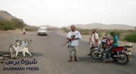 محافظ لحج يؤكد على أهمية دور أئمة وخطباء مساجد لحج في تجنيب الشباب الأفكار الخاطئة التي تدفعهم للتطرف والتشدد.
