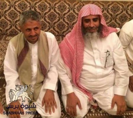 قيادية اصلاحية تطالب الشيخ حمود المخلافي بتحديد موقفه من الزنداني وآل الأحمر