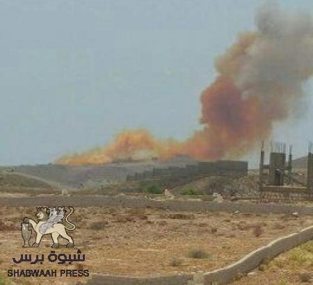 غارات جوية على مواقع الإرهابيين في محيط عاصمة لحج