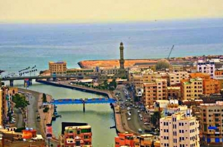 مصدر أمني بالمكلا يؤكد أن القوات الأمنية تجري تحقيقات مع قيادي بحزب الإصلاح للاشتباه ‘‘بتواطئه مع تنظيم القاعدة‘‘