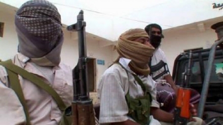 القاعدة تبدأ بتصفية قيادات المقاومة في جنوب اليمن
