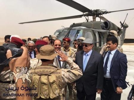 خوفا من القتل : الرئيس هادي يصطحب معه الاحمر والمقدشي
