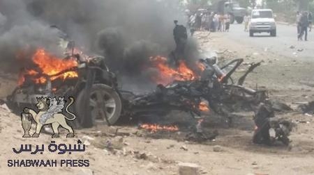 تفجير ارهابي يستهدف موكب محافظ عدن (صور)