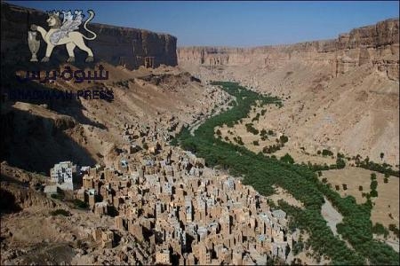 إعلان محافظة جديدة : وزير الإدارة المحلية يزور حضرموت للوقوف على خلاف المسئولين .