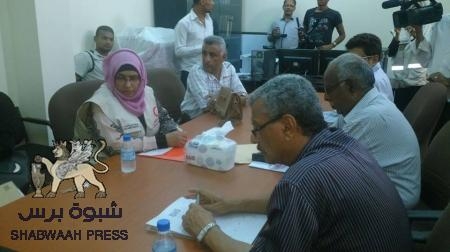 بدعم اماراتي مكتب الصحة والسكان بعدن يدشن ورشة عمل الرقابة والتقيم للمستشفيات ومكاتب الصحة