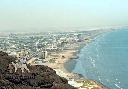 عدن معرضه لكارثة بيئية إذا استمر ضخ مياه المجاري دون معالجة  للبحر
