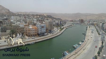 لقاءآت مكثفة بالمكلا لمسئولي وادي حضرموت بالتوازي مع تواجد لتنظيم القاعدة.