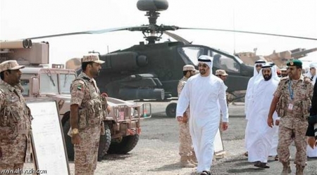 إعلامية إماراتية: الشعب اليمني يعلم من وقف معه ومن هرب إلى فنادق الرياض