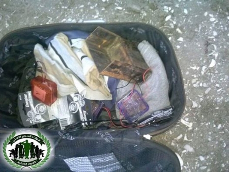 قوات الحزام الأمني تضبط شخصا حاول ادخال عبوات ناسفة إلى عدن