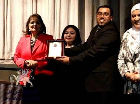 ‘‘الحضرمي‘‘ فادي بافضل يحصل على لقب أفضل شاب عربي متميز في العمل الشبابي للعام 2015