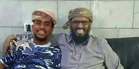 مجرم تفجير عدن في صورة مع أحد الوزراء اليمنيين