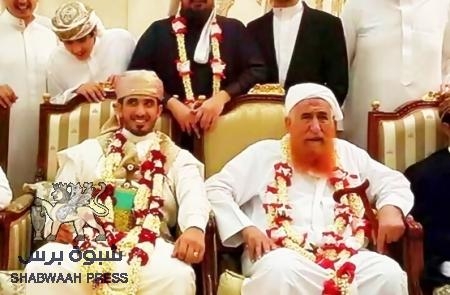 كاتب سعودي يشن هجوماً لاذعاً على حزب الإصلاح والزنداني