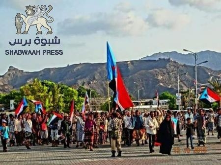 البيض يؤيد دعوة الزبيدي لتشكيل كيان سياسي جنوبي موحد