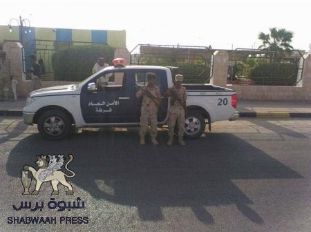 لليوم الثاني على التوالي إدارة أمن مديرية غيل باوزير تقوم بتأمين أماكن الإحتفال بالعيد .