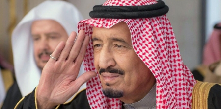 بالصور.. “بورتريه” الملك سلمان يستعد لدخول غينيس