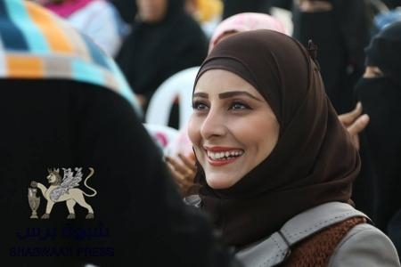 إعلامية عدنية ترفض المشاركة في تقديم حفل حكومي إحتراماً لشهداء عدن