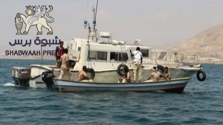 وحدة الهندسة ومكافحة الألغام تبطل أكثر من 520 كليو جرام من المواد المتفجرة زرعت في قبالة سواحل المكلا
