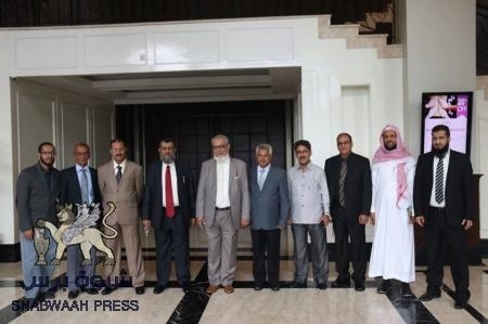 وفد مركز حضرموت للدراسات التاريخية والتوثيق والنشر يصل العاصمة الأندنوسية جاكرتا في زيارة علمية